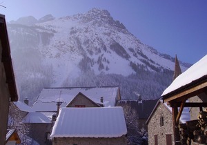 Appart 13 in a mountain village: nature and relaxation in the Pays de la Meije