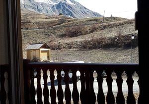 Appart 20 in a mountain village: nature and relaxation in Meije country