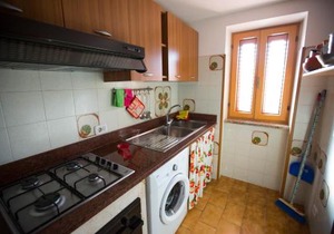 Appartamento in Villa Valentini- Fronte mare, Giardino e Parcheggio privato, WIFI, dotato di tutti i confort, nel Cuore del Golfo di Gaeta