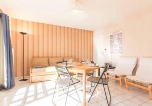 Appartement fonctionnel 2 pièces avec parking, centre Briançon - FR-1-330C-60