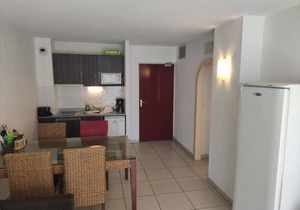 Appartement T2 Climatisé, Terrasse de 23m², Piscine, Parking, à 100m de la Plage, Argelès-sur-Mer - FR-1-388-203