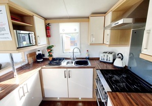 Apple Tree Lodge, Hot Tub, 3 bedroom, 2 Bars