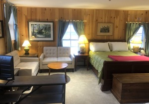 Apt 1 Studio apartments in downtown Stonington