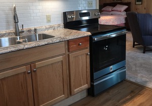 Apt 2 Studio apartment in downtown Stonington
