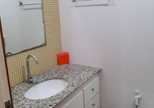 Apt Beira Mar. Luxury, C / 3 qtos C / 1suites, C / 2gar. Full view