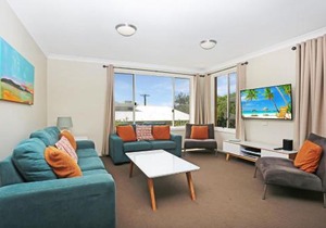 Aquarius Apartment 4