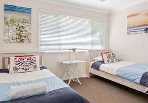 Ardem at Byron - peaceful and secluded the whole of Byron walking distance!