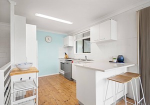 At the Beach - Easy Style Holiday Accommodation Across the Road from the Beach
