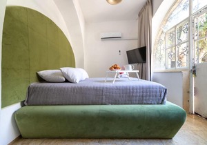 Authentic 1 BDR In The Heart Of Jerusalem