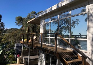 Avalon central location , ocean views, privacy.