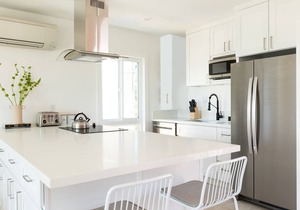 Avalon II by AvantStay | Chic & Stylish San Diego Condo w/Vibrant Interiors