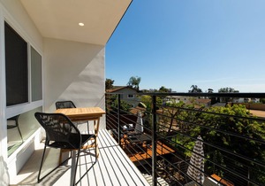 Avalon II by AvantStay | Chic & Stylish San Diego Condo w/Vibrant Interiors