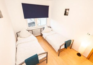AVR Apartment HOF 11