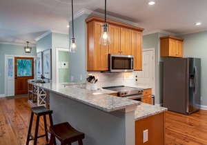 Awesome Seabrook Village Location w/Neighborhood Pool! Amenity Cards! Pet Friendly!