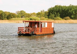 Awesome Ship In Radewege