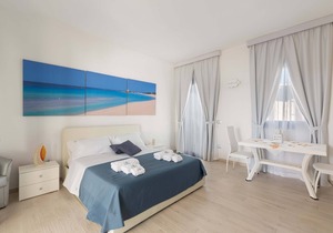 B&B Dreams and Delights - Familiare Street View
