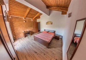 B&b La Mortella With Pool