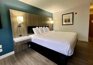 Baymont by Wyndham Kent - Seattle