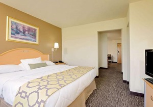 Baymont by Wyndham Lawrenceburg