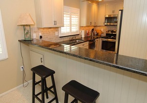 Bayside 2BR on Whitney Beach w Canal Views, Pool, and Private Lanai by RVA
