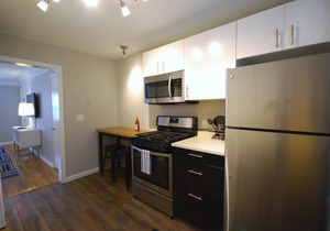 (BCF1b) A Place to Work with 100MB Internet in Your Own Space