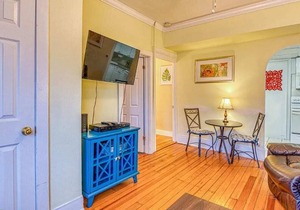 Beach Apt #1 - 2 Bedroom, 1 Bath, LR & Kitchen
