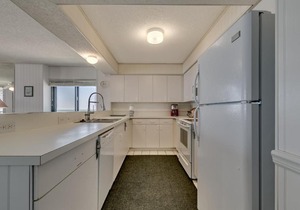 Beach Club 6F - Oceanfront condo with a recliner and outdoor pool