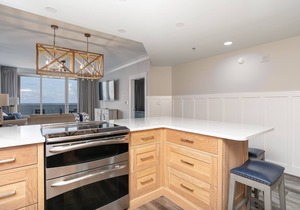 Beach Club Resort-3BR Gulf-Front Condo - Come on Down! On the Gulf !