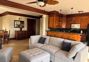 BEACH FRONT KAILUA ESTATE, OCEAN VIEWS, HUGE LUSH PRIVATE HISTORIC PROPERTY