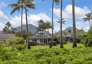 Beach Front Kailua - Special Rates for Select Dates - Book Now Online!