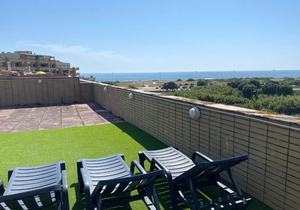 Beach Front with Rooftop