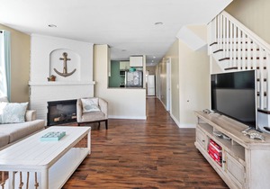 Beach Home in Ocean Beach Fire Island