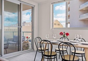 Beachfront Cronulla Getaway with Ocean Views & Spa