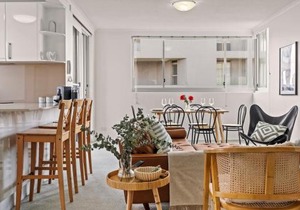 Beachfront Cronulla Getaway with Ocean Views & Spa