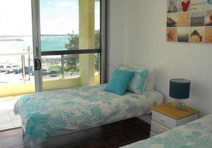 Beachpoint, Unit 202, 28 North Street