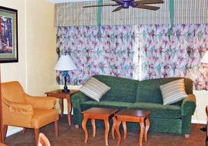 Beautiful 2 bedroom unit at resort, sleeps 6