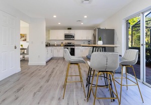 Beautiful 5Bd Single Family w/ Game Room @ 106 Lake Wilson Preserve