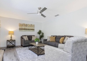 Beautiful 5Bd Single Family w/ Game Room @ 106 Lake Wilson Preserve