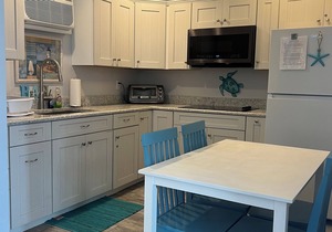 Beautiful Beachfront Condo in Wildwood Crest, NJ - With Full Kitchen!