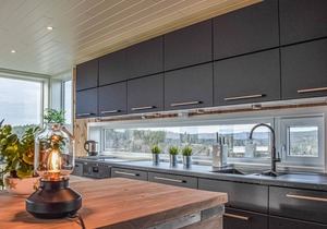 Beautiful home in Søndeled
