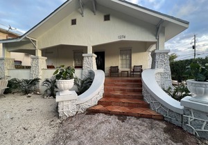Beautiful Little Havana Home with Pool. Near airport, beaches and night life