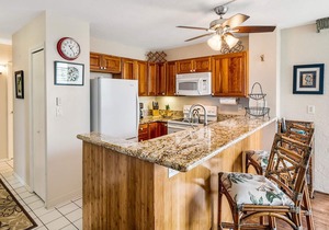 🏖️Beautiful Ocean Views | Top Floor | Concierge Included