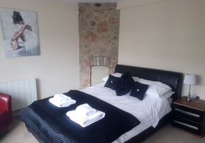 Beautiful quayside apartments Unit 7
