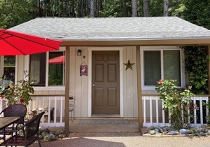 Beautiful Rollins Lake Inn - Studio Cabin #2