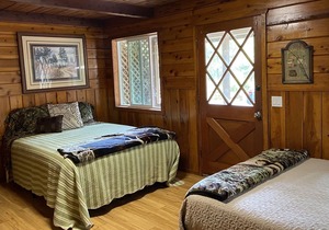 Beautiful Rollins Lake Inn - Studio Cabin #6