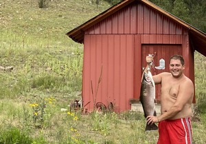 Beautiful Rustic Cabin Right on the Pecos River.