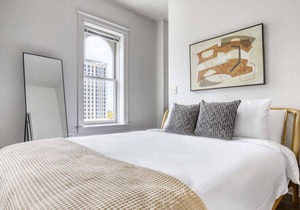 Beautiful South Loop 1BR nr L & Grant Park, by Blueground