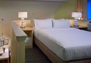 Best Place to Stay in Nebraska! Onsite Pool, Free Breakfast, Pets Allowed