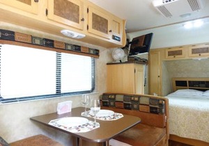 Best RV-Studio to Visit NYC-EWR Airport-Free Parking