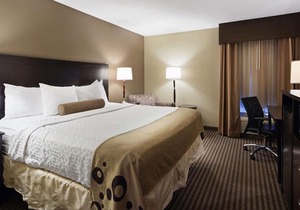 Best Western Plus Mishawaka Inn